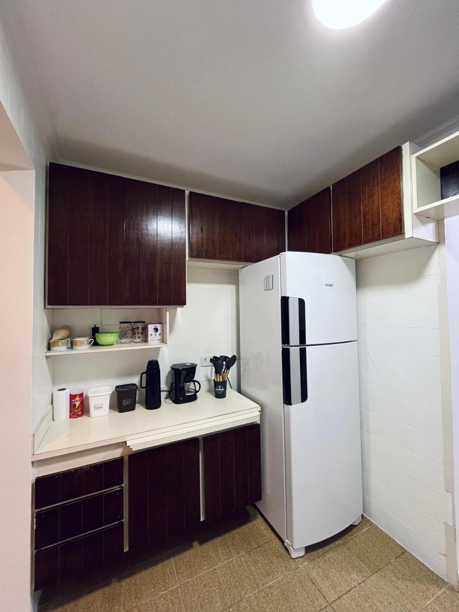 Apartamento Charmoso A 400Mts Da Praia Da Enseada Guarujá Exteriör bild
